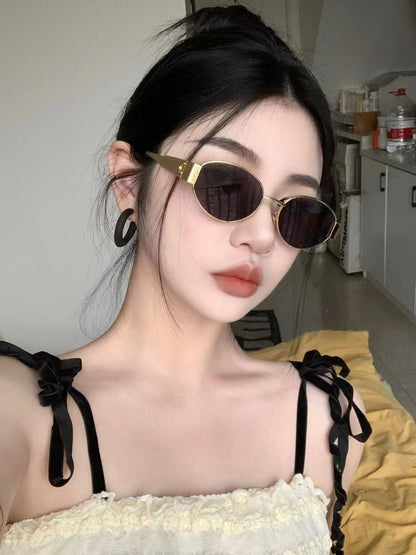 Retro Oval Sunglasses